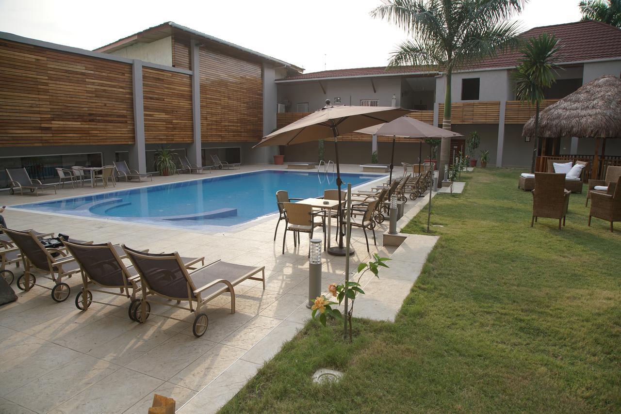 מונרוביה Mamba Point Hotel מראה חיצוני תמונה