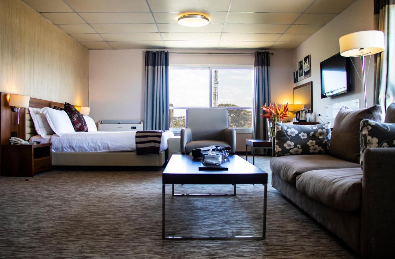 מונרוביה Mamba Point Hotel מראה חיצוני תמונה